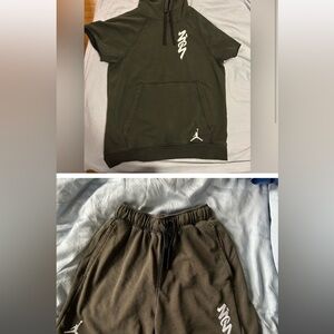 Jordan Shorts AND short sleeve sweatshirt